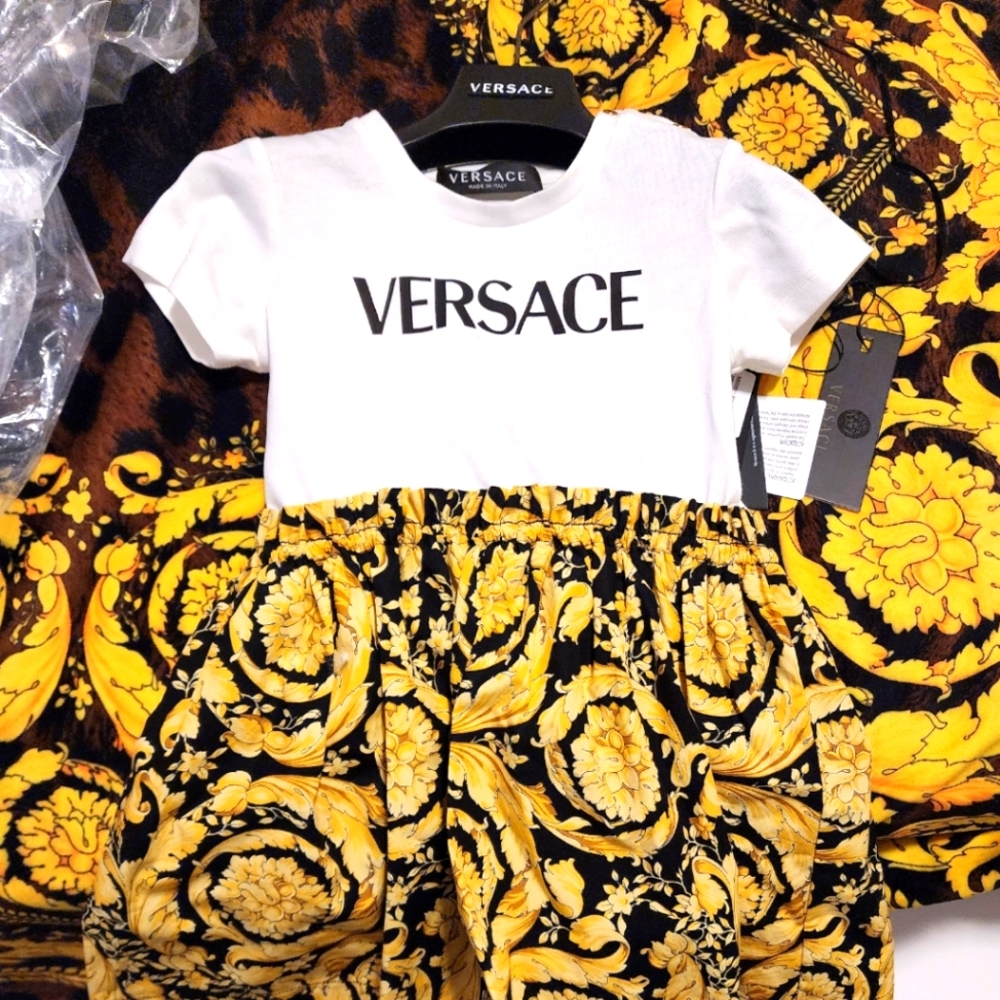 brand new Versace size 2T bought at childs play clothing